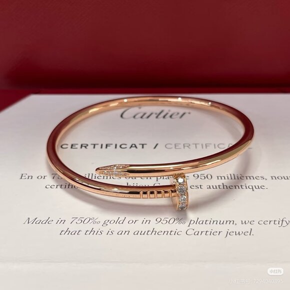 Cartier diamond-studded nail bracelet in rose gold Size: 17#